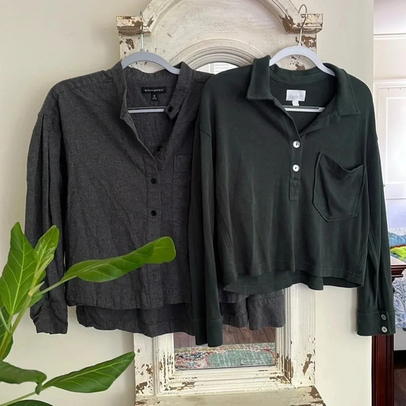 (2) Thicker Longer Sleeve Shirts- Size M - Picture 1 of 6